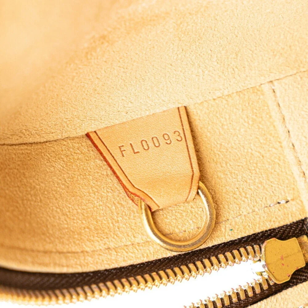 LOUIS VUITTON Brown Monogram Leather Shoulder Bag - Picture 11 of 12